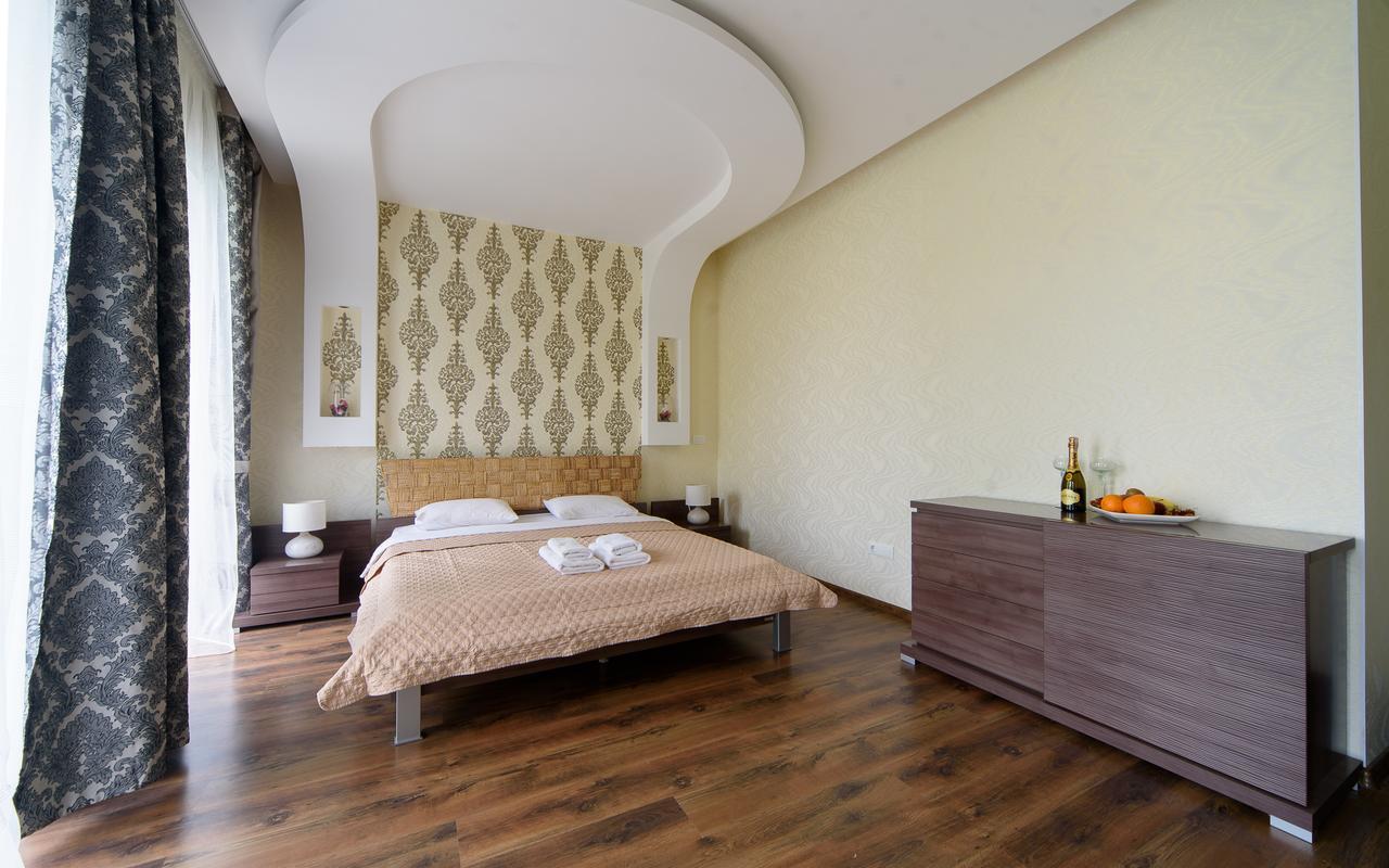 Hotel Fusion Odesa Exterior foto